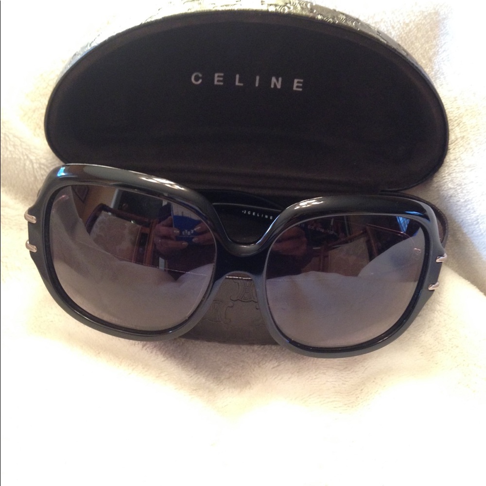 Celine Oversized Rounded Square Sunglasses. - Picture 7 of 8